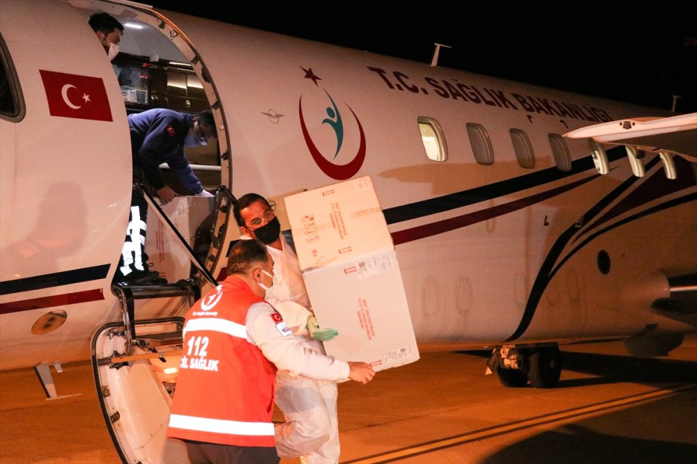 Türkiye'den KKTC'ye 40 bin doz Kovid-19 aşısı daha gönderildi