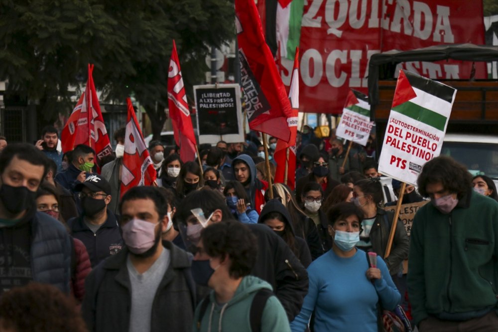 Arjantin'de "İsrail'i kınama, Filistin ile dayanışma" gösterisi düzenlendi