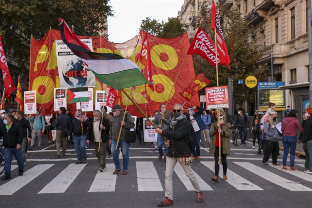 Arjantin'de "İsrail'i kınama, Filistin ile dayanışma" gösterisi düzenlendi