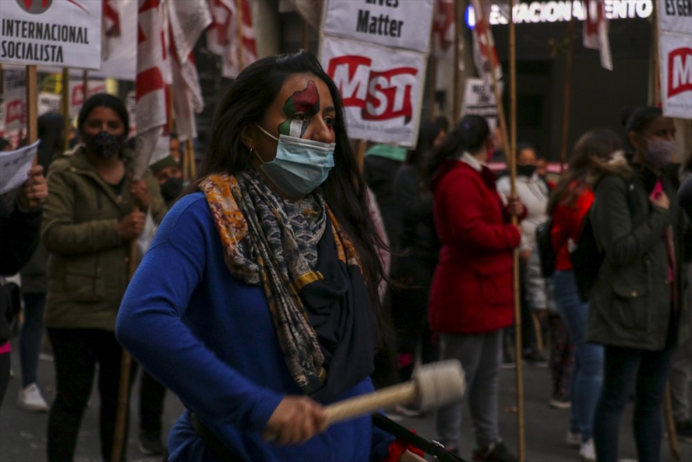 Arjantin'de "İsrail'i kınama, Filistin ile dayanışma" gösterisi düzenlendi
