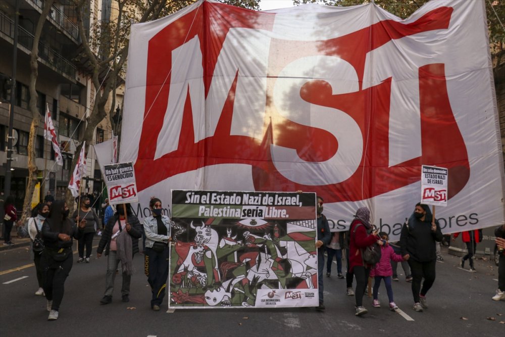 Arjantin'de "İsrail'i kınama, Filistin ile dayanışma" gösterisi düzenlendi