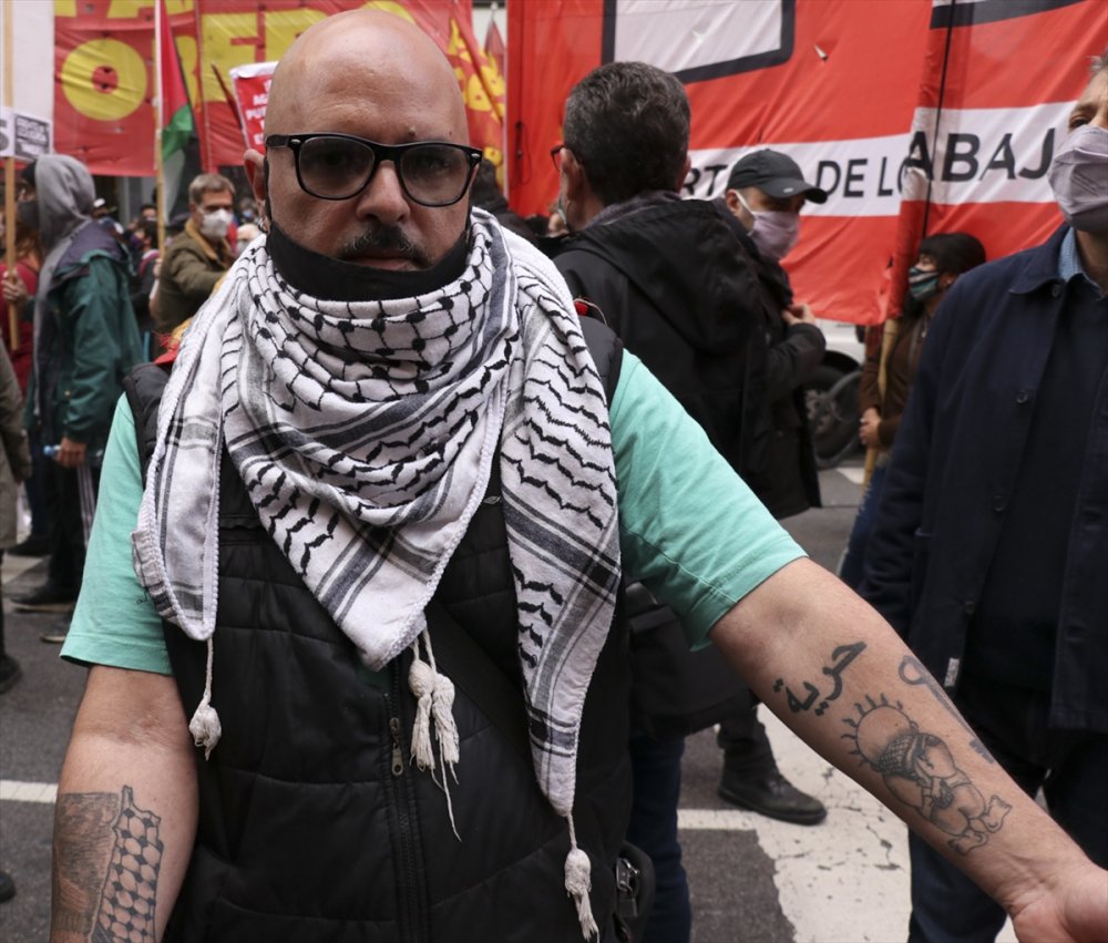 Arjantin'de "İsrail'i kınama, Filistin ile dayanışma" gösterisi düzenlendi