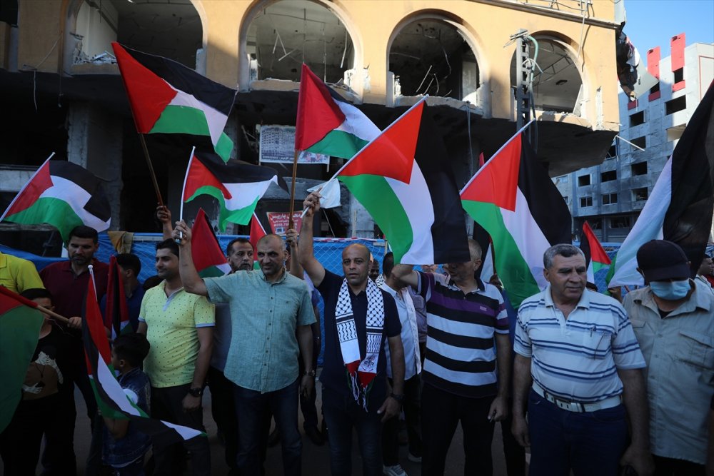Gazze'de, aşırı sağcı Yahudilerin Doğu Kudüs'teki "Bayrak Yürüyüşü" protesto edildi