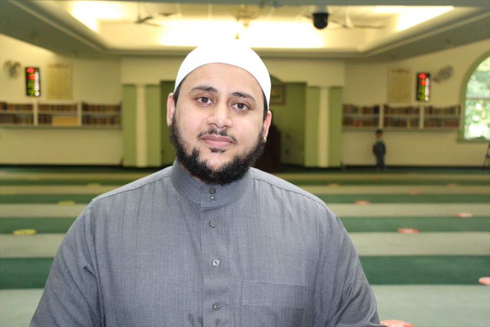 Kanada’da çocuğunu alan bayram karnavalına koştu