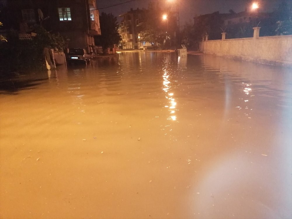 Samsun'da sağanak etkili oldu