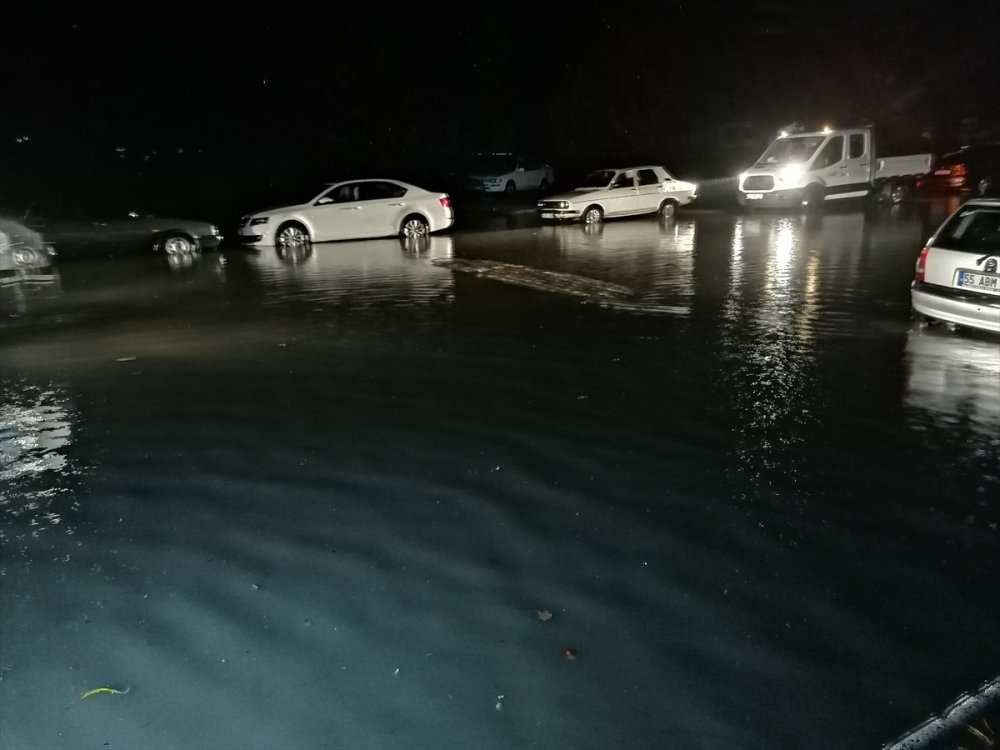Samsun'da sağanak etkili oldu