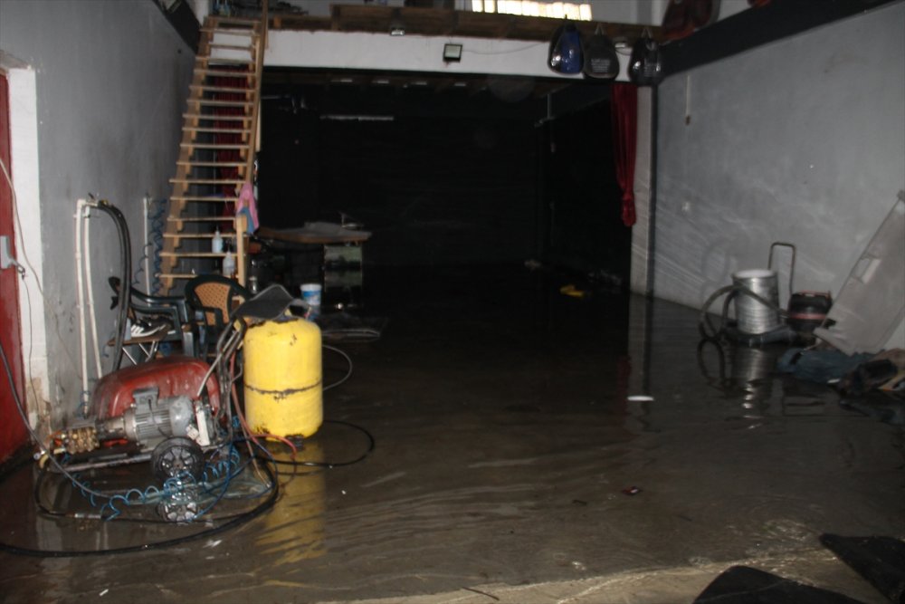 Samsun'da sağanak etkili oldu