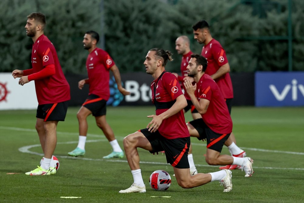 A Milli Futbol Takımı, Karadağ maçına hazır