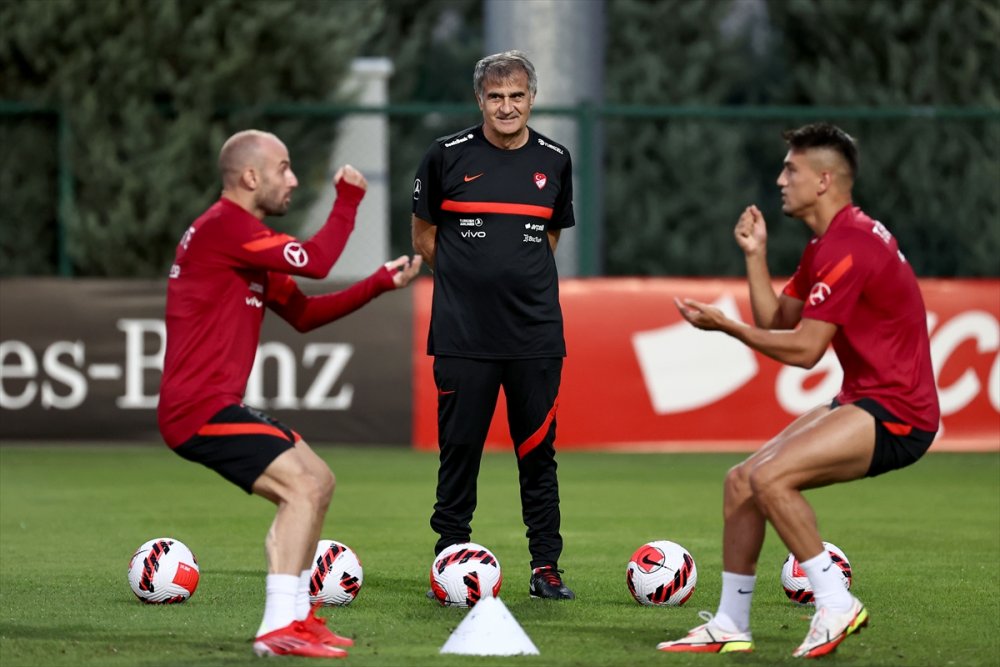 A Milli Futbol Takımı, Karadağ maçına hazır