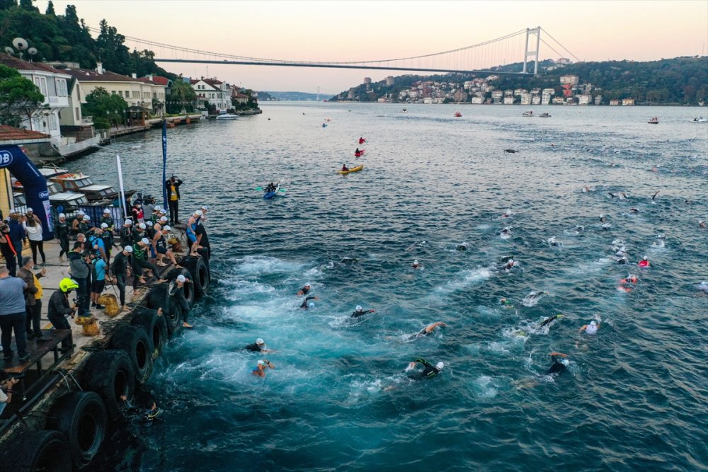 İstanbul Oral B Boğaziçi Triatlonu sona erdi