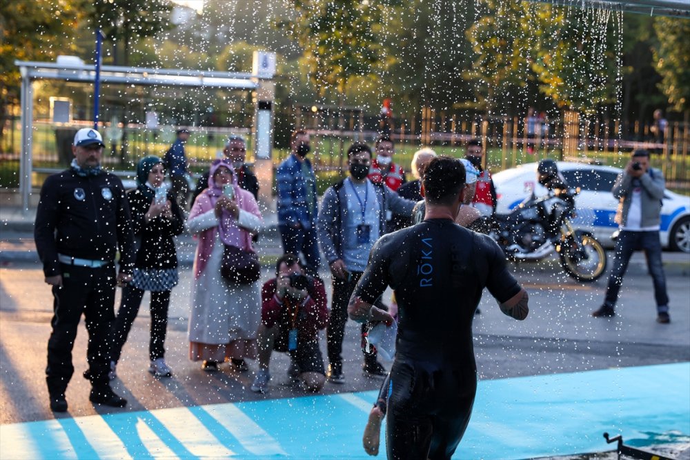 İstanbul Oral B Boğaziçi Triatlonu sona erdi