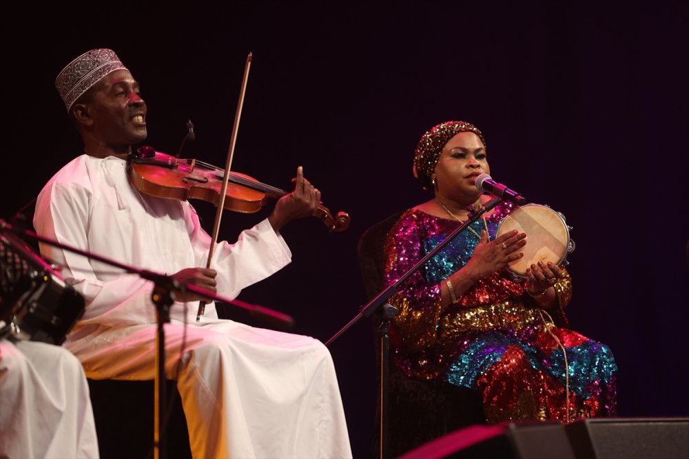 18. Konya Uluslararası Mistik Müzik Festivali Tanzanya'dan Rajab Suleiman ve Kithara grubu sahne aldı