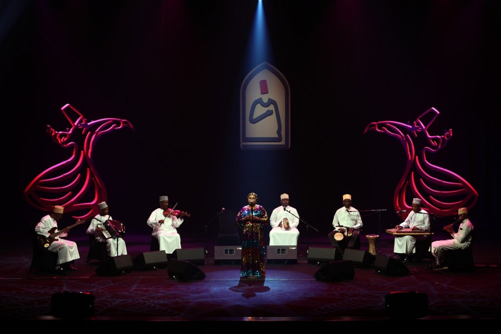 18. Konya Uluslararası Mistik Müzik Festivali Tanzanya'dan Rajab Suleiman ve Kithara grubu sahne aldı