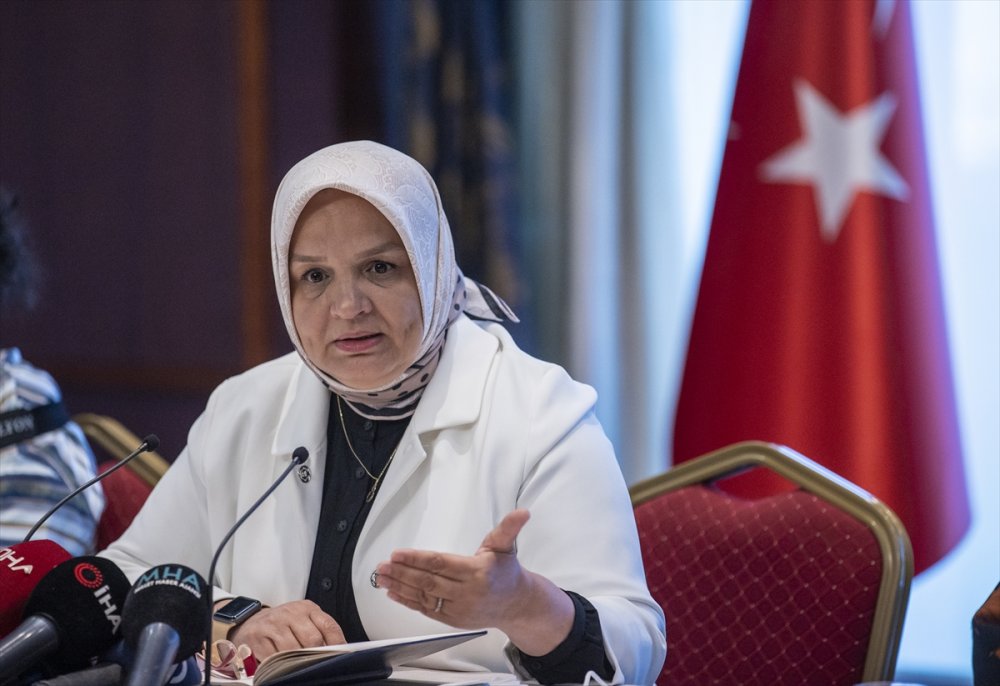 AK Parti lise eğitimi almamış kadınlar için "Nerede kalmıştık" seferberliği başlatıyor