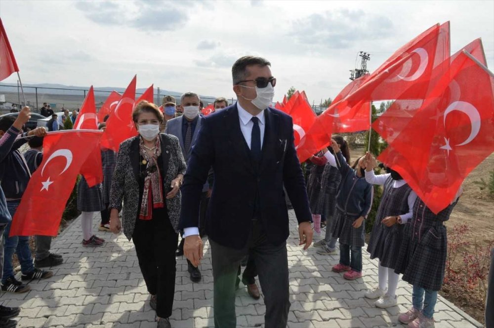 Milli Mücadele'nin kahramanı "Kara Fatma"nın adı Erzurum'da kütüphaneye verildi