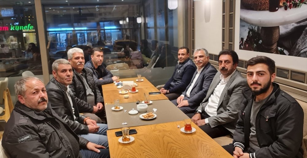 AK Parti'li Sağlar, İYİ Partili Türkkan'ın küfrettiği şehit ağabeyi Tahir Gümren ile buluştu