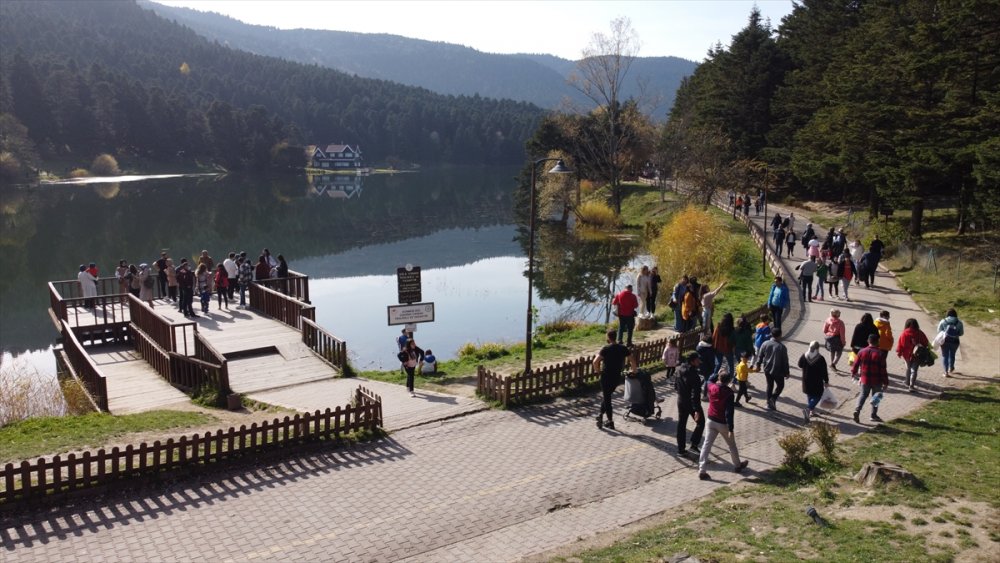 Gölcük'e hafta sonu ziyaretçi akını