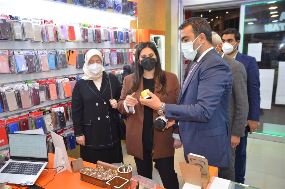 AK Parti Genel Başkan Yardımcısı Jülide Sarıeroğlu'ndan şehit kardeşine ziyaret: