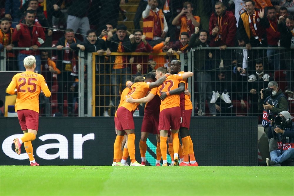 UEFA Avrupa Liginde Cimbom Turladı