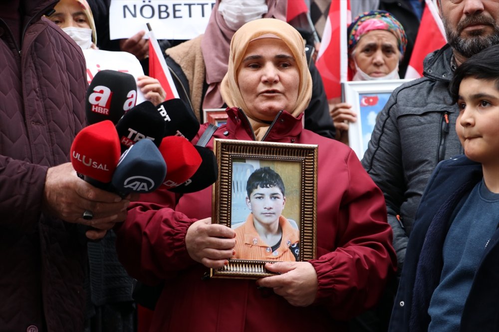 Diyarbakır annelerinin oturma eylemine bir aile daha katıldı