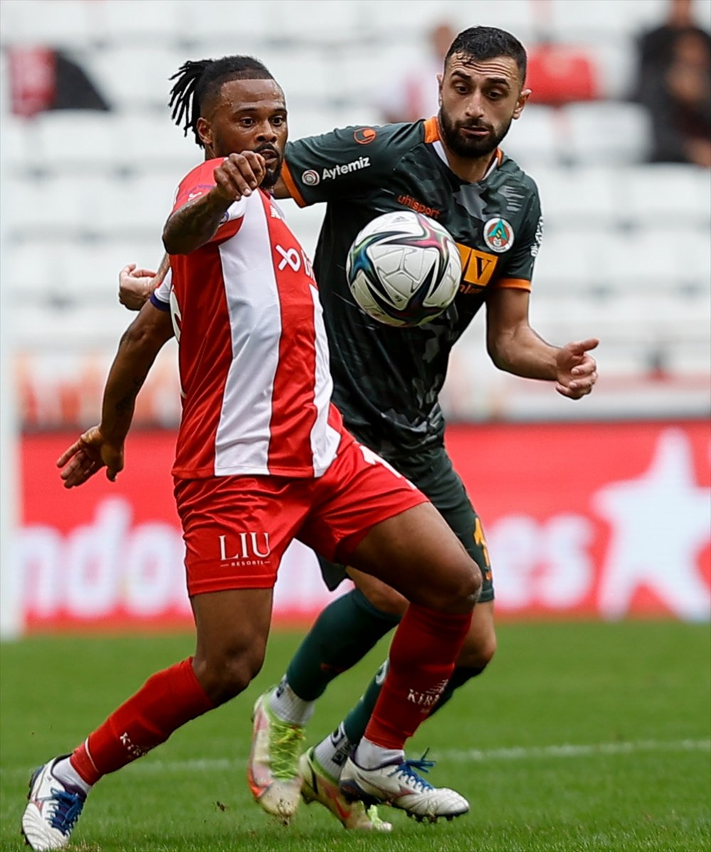 Derbiyi Antalyaspor Kazandı 3-0