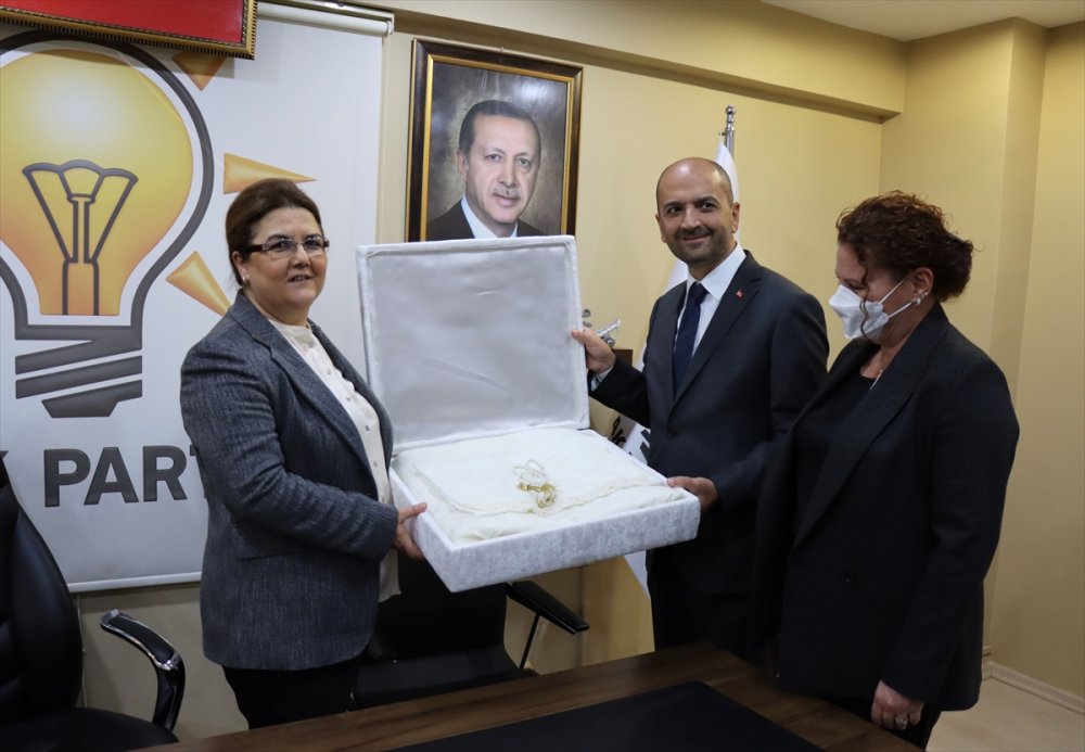 Aile ve Sosyal Hizmetler Bakanı Yanık, Kilis'te ziyaretlerde bulundu