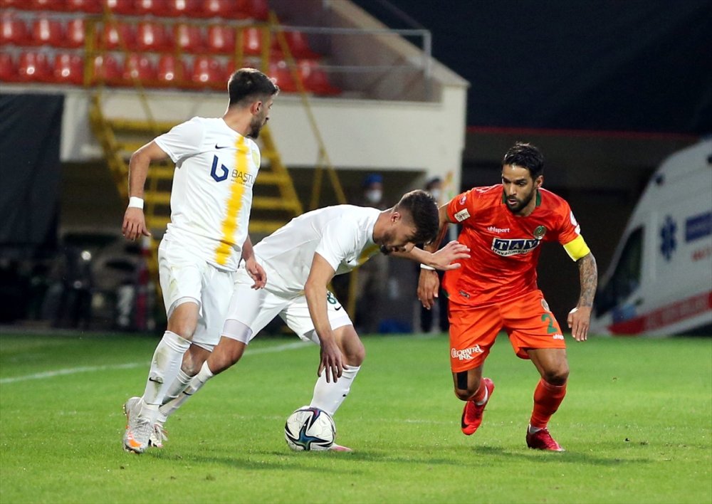 Ziraat Türkiye Kupasında Alanyaspor Fırtınası