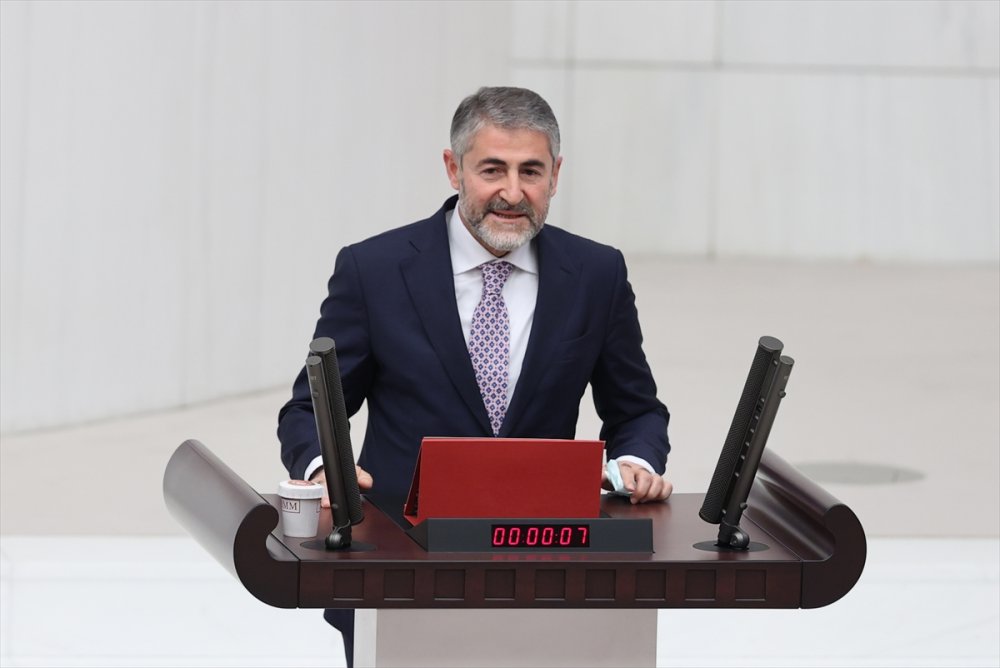 Hazine ve Maliye Bakanı Nureddin Nebati TBMM'de yemin etti