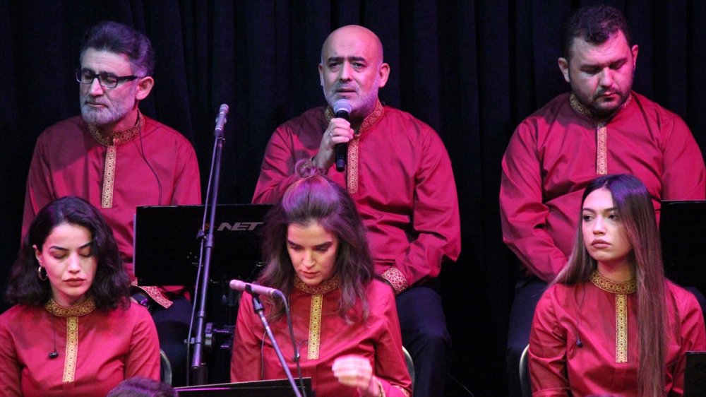 Konya'da Mevlana'nın vefatının 748. yıl dönümü dolayısıyla konser verildi