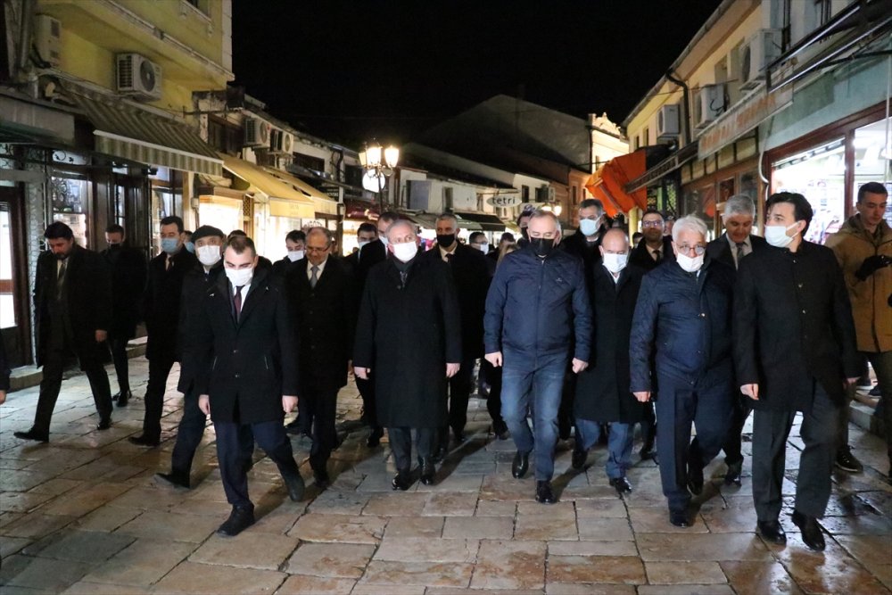 TBMM Başkanı Şentop, Üsküp’teki tarihi mekanları ziyaret etti