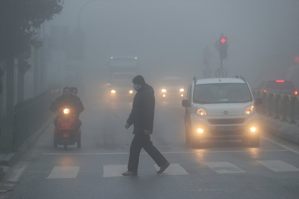 Edirne'de yoğun sis etkili oluyor