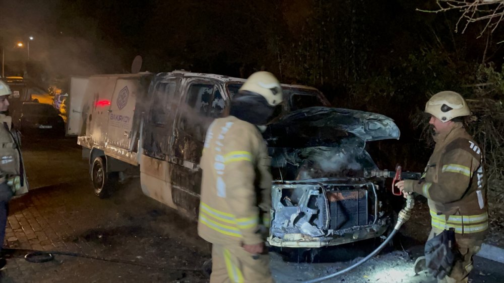 İstanbul Güngören’de belediyeye ait araçta yangın çıktı