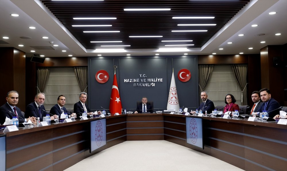 Hazine ve Maliye Bakanı Nebati TÜSİAD heyetiyle bir araya geldi