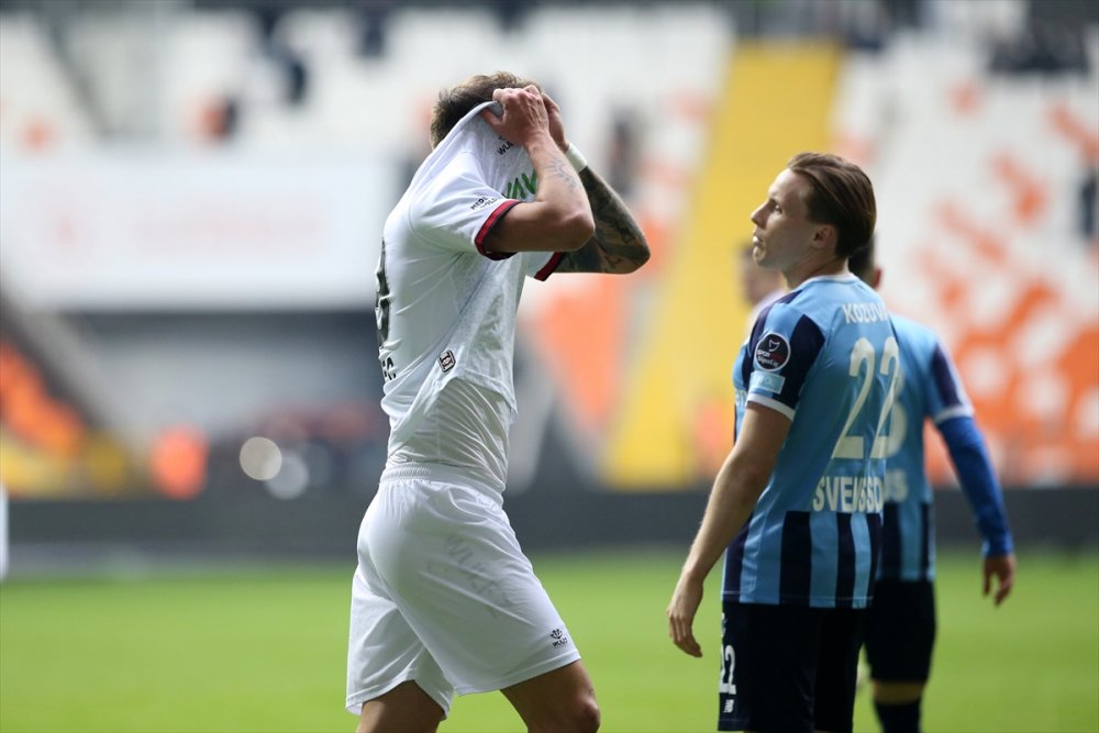 Adanademirspor’un Şakası yok 5-0