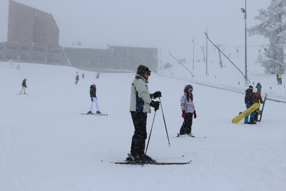 Kartalkaya'da sömestir yoğunluğu yaşanıyor