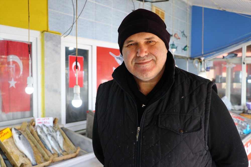 Tekirdağ'da hamsi tezgahların gözdesi oldu