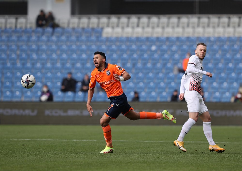 BAŞAKŞEHİR DURDURULAMIYOR 2-0