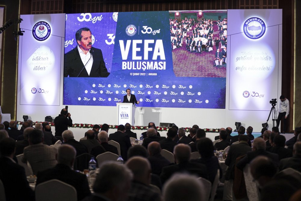 Eğitim Bir-Sen'in 30. yıl dönümü "Vefa Buluşması"