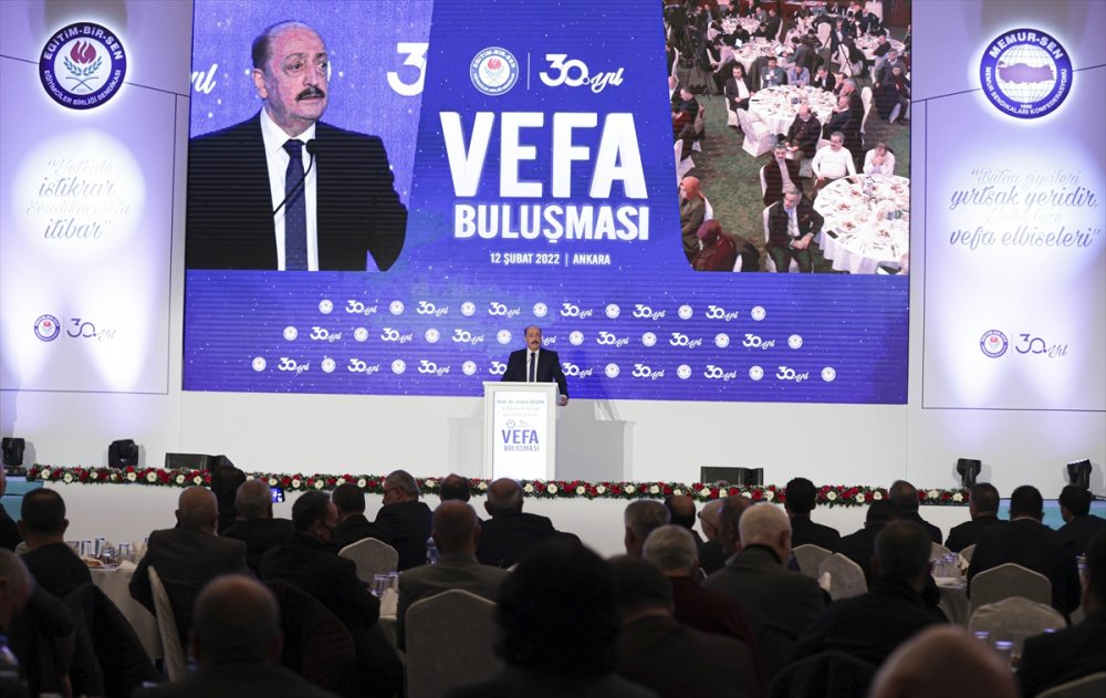 Eğitim Bir-Sen'in 30. yıl dönümü "Vefa Buluşması"