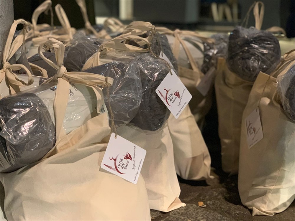 Dortmund DİTİB’den sokakta  yaşayanlara yardım eli