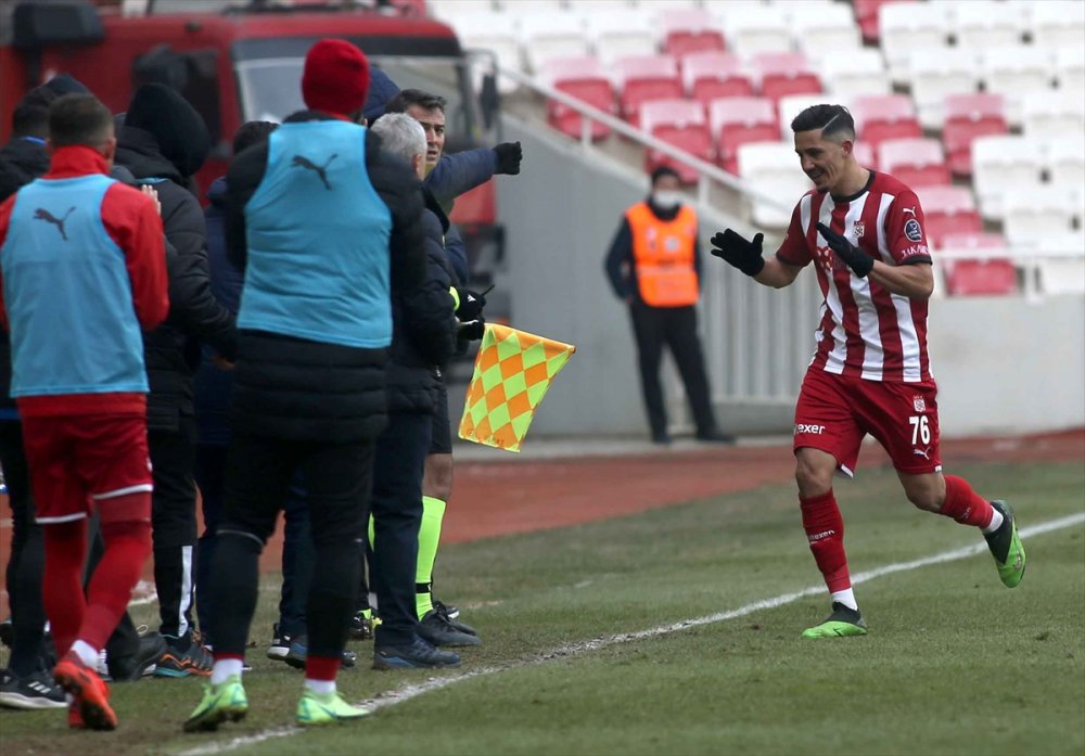 Sivasspor Sonradan Açıldı 2-1