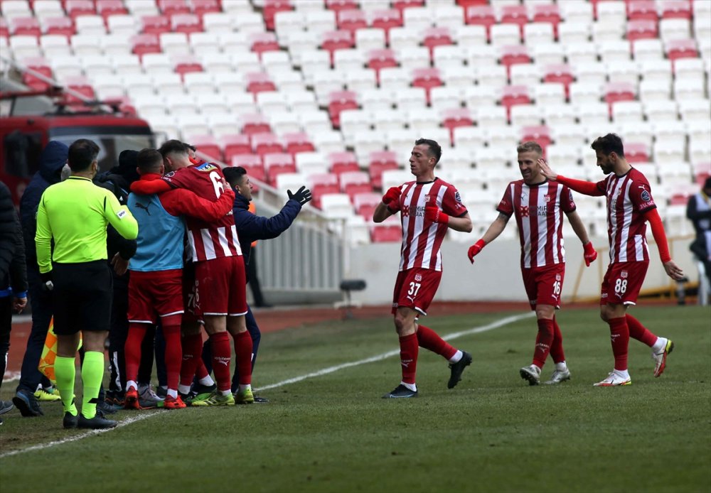 Sivasspor Sonradan Açıldı 2-1