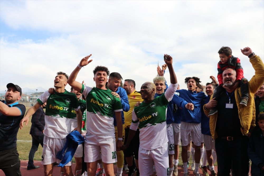 Trabzonspor'un eski yıldız futbolcusu İbrahim Yattara, sahalara döndü