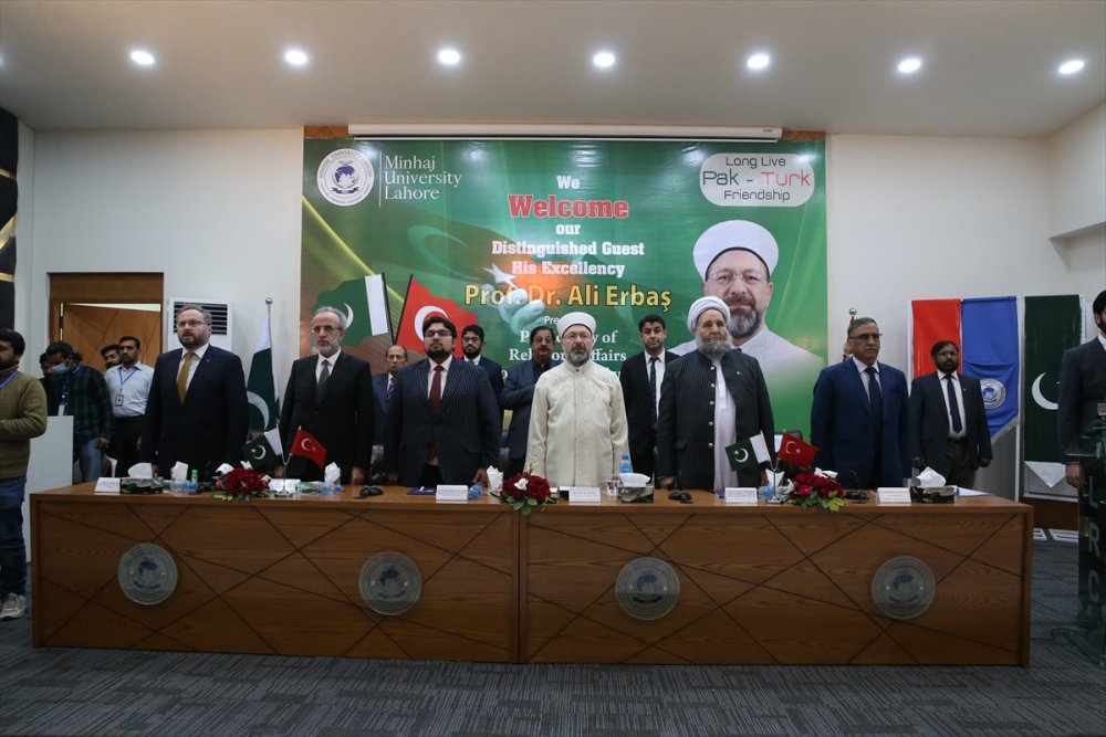 Diyanet İşleri Başkanı Erbaş, "İslamofobi" kelimesinin oluşmasının yanlış olduğunu söyledi