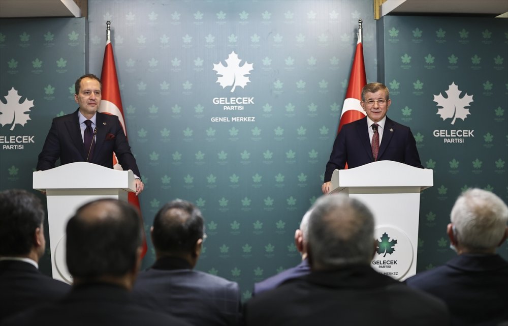 Fatih Erbakan, Davutoğlu'nu ziyaret etti