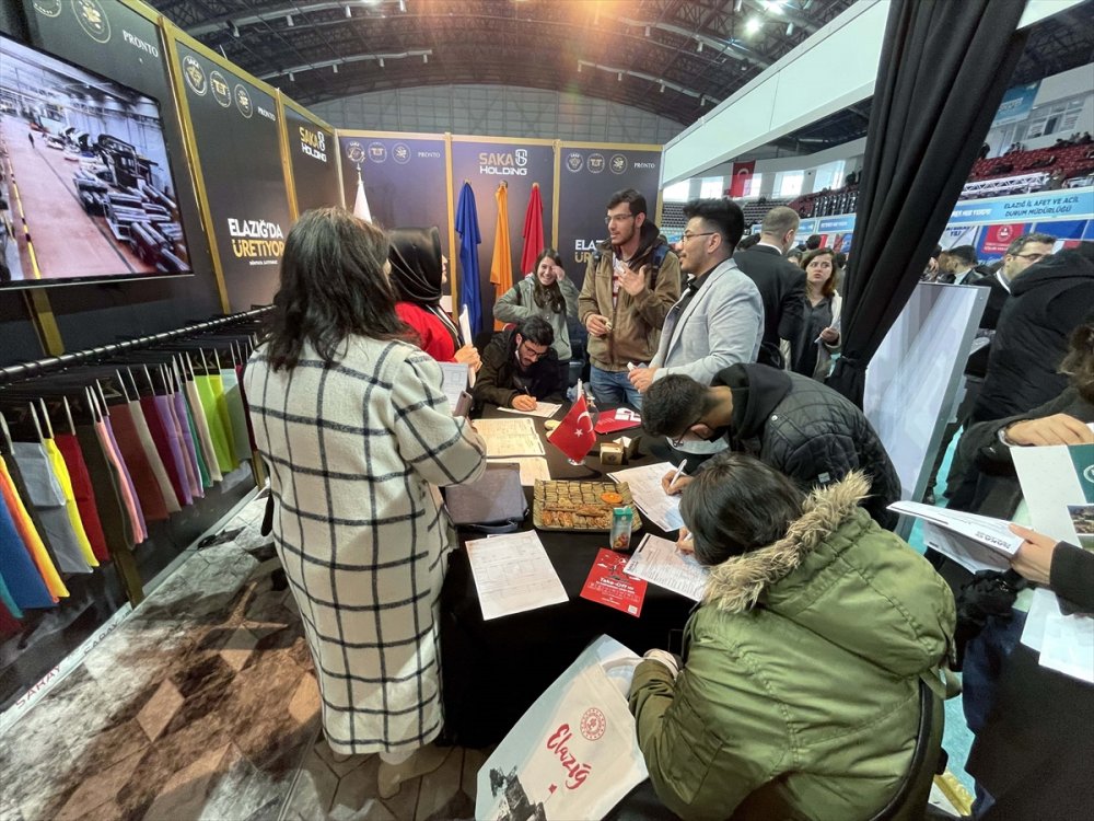 Elazığ'da "Güneydoğu Kariyer Fuarı" açıldı