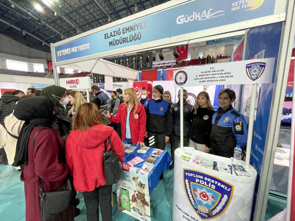Elazığ'da "Güneydoğu Kariyer Fuarı" açıldı