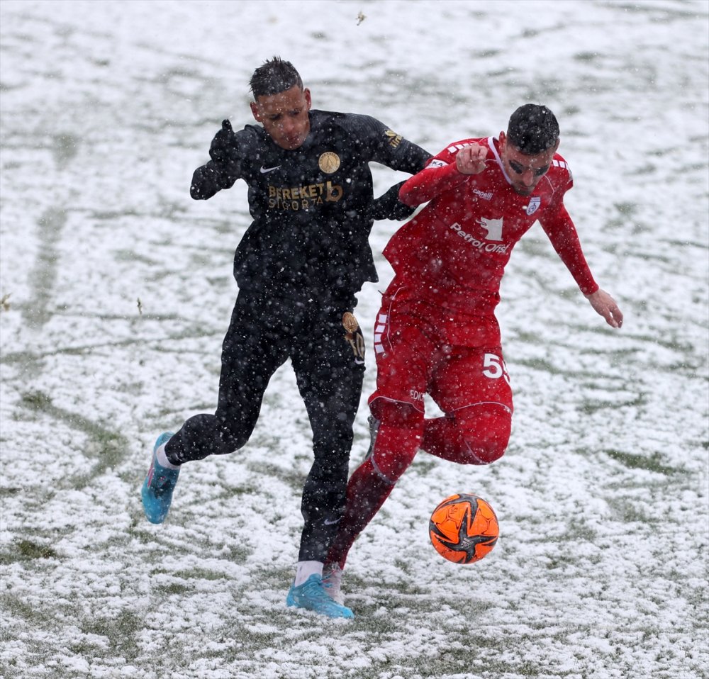 1. Lig de Ümraniyespor fırsat tepti