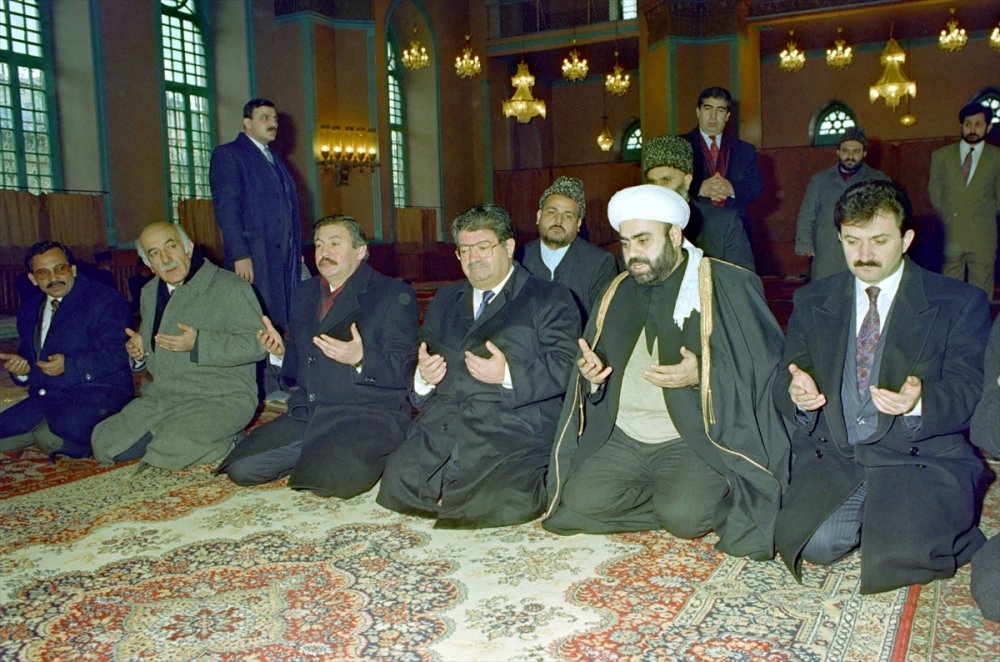 8. Cumhurbaşkanı Özal'ın ölümünün üzerinden 29 yıl geçti