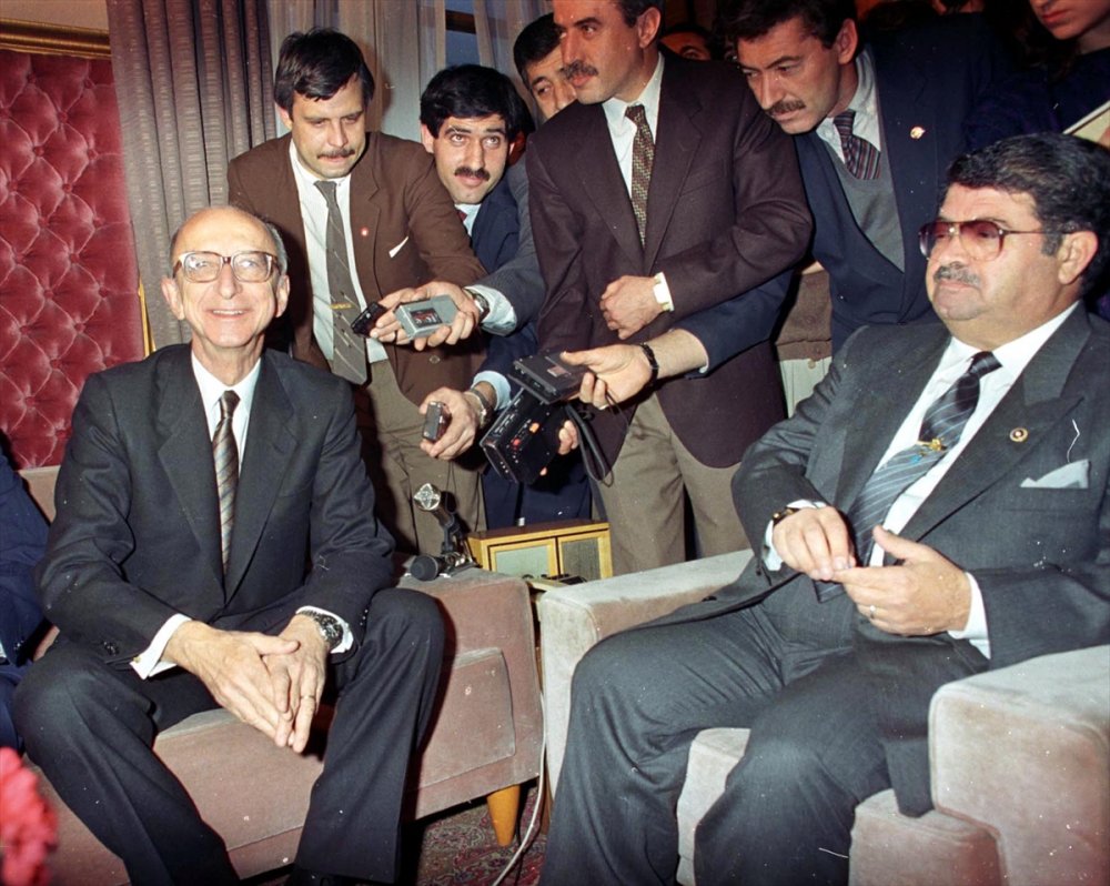 8. Cumhurbaşkanı Özal'ın ölümünün üzerinden 29 yıl geçti